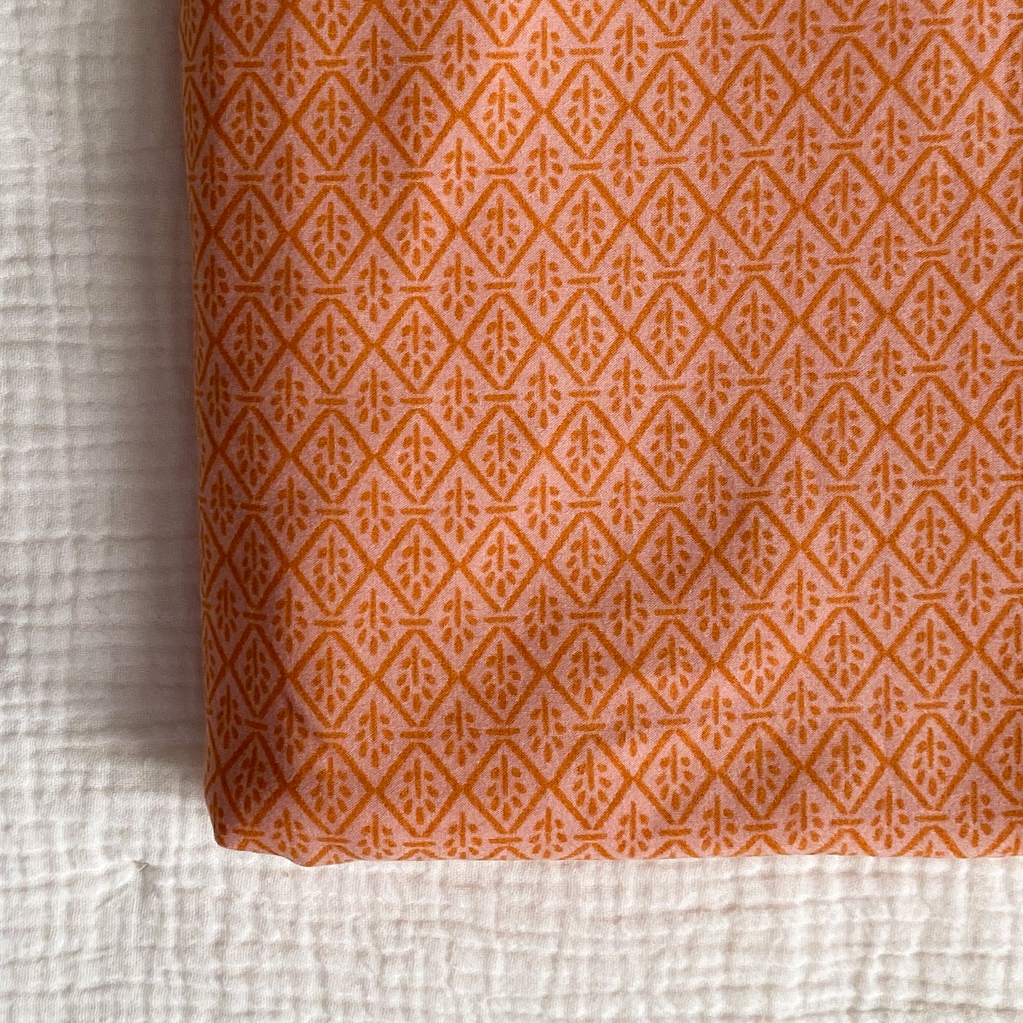 Extra Large Stretch Swaddle | Peach Geometric