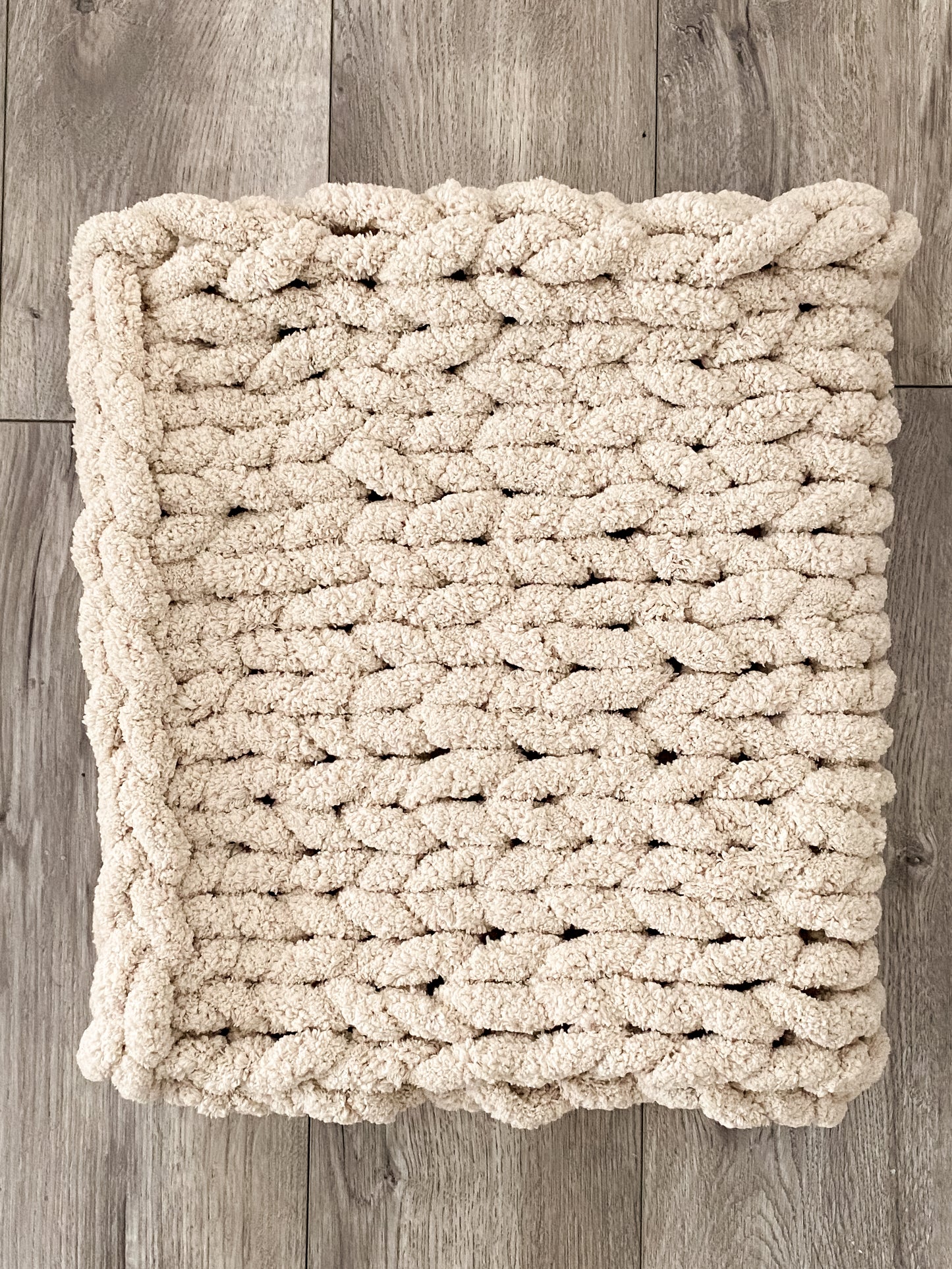 Chunky Hand-Knit Blanket | Oatmeal