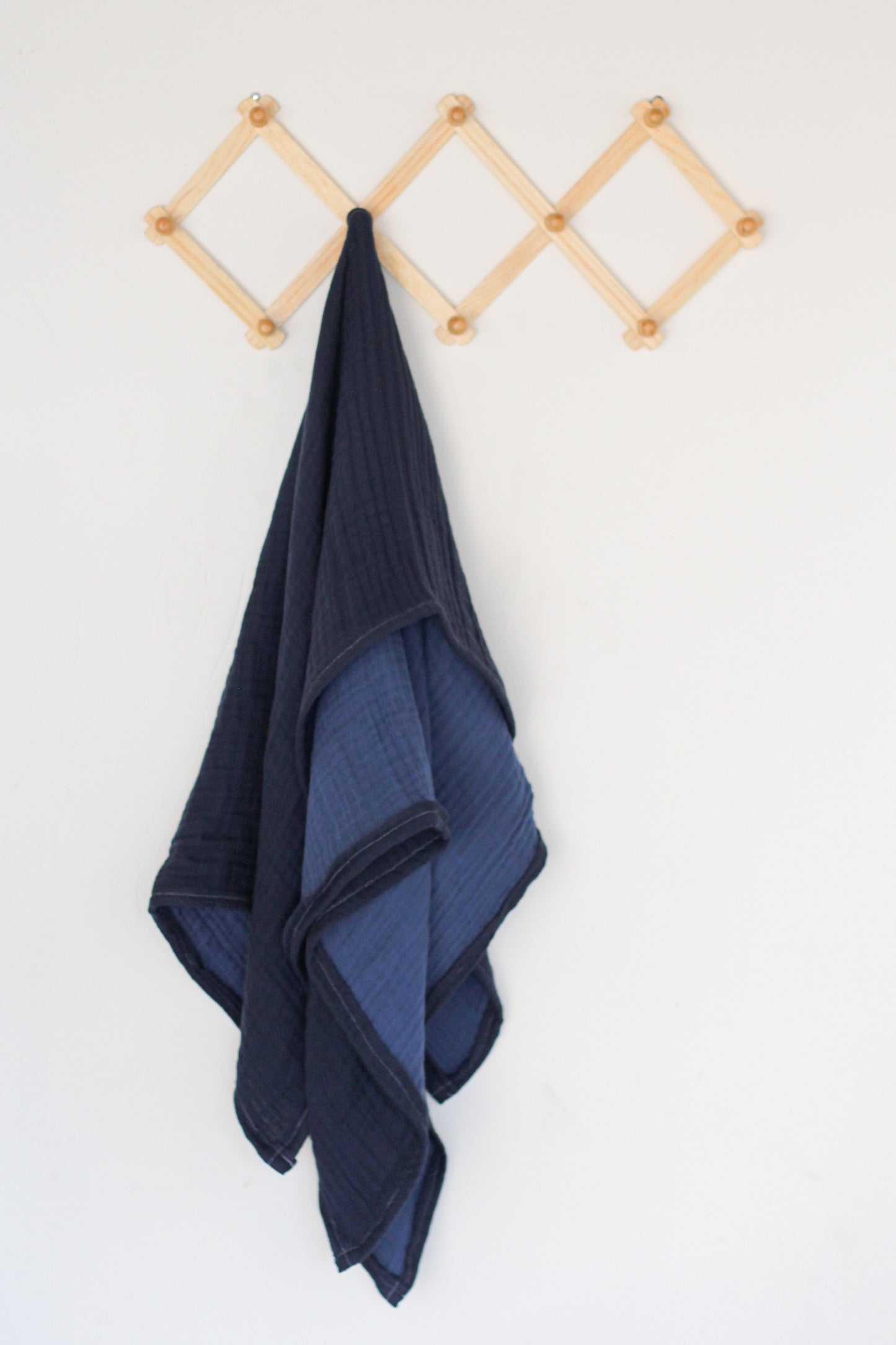 Muslin Blanket | Reversible Dark Blue